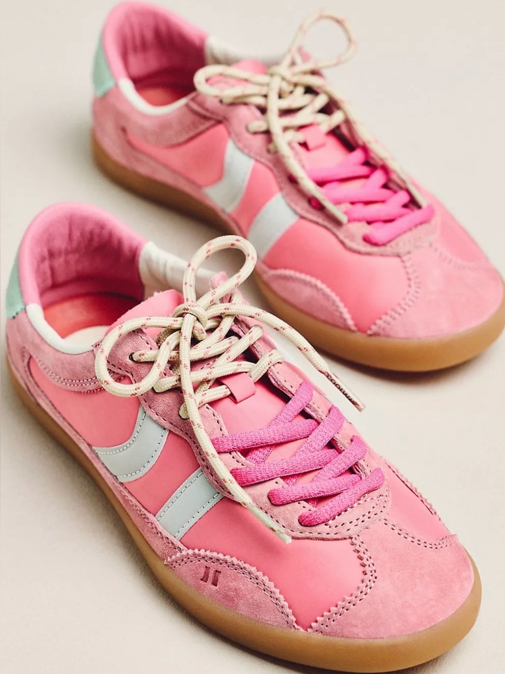 Women’s Coolway Kizuna Pink Casual Lace-Up Sneakers